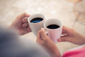 丈夫宅在家，让人愈看愈不顺眼？停止冷战，不妨做这2件事