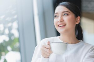 别让过去，持续影响现在！面对家庭创伤：比起原谅父母，你要做的是跟自己和解