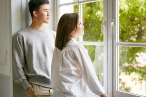 婚姻中,最美好的距离,是保持私领域!彼此带着自尊感、快乐感,长远地牵手走下去