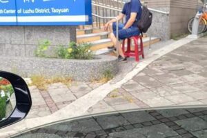 不发讣闻骨灰撒天际,75岁蒋爸打疫苗前遗书亲交蒋伟文!“他连处理过世流程都印下来…”