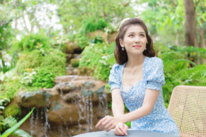 学会“转变”是50岁后人生功课!我希望人生有意义,为家人与世界带来正面改变