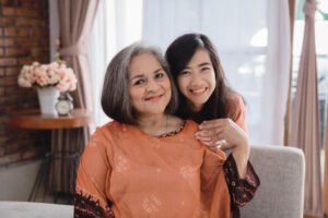 我婆婆杀了我！自杀遗书启示：50后不期望儿子养、媳妇伺候，而是爱得适可而止