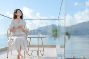 当妈后忧郁症,开心回到职场又躁郁症!她叹:怎么状况不好时有病,状况好时也有病