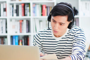 儿子要我抵押房子供出国读书，要钱要的理直气壮！其实都是你惯的，想想从小怎么教育他？