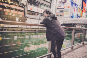 40来岁的那场大病，将他打入下流老人的残穷余生…