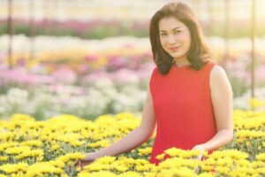 他在说你坏话？我们优雅地“这样”回应，50岁后人生宝贵，你1秒都不该浪费