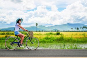 旅行，是用钱买到更富有的东西！老黑：50岁以后，别再斤斤计较，时间不等人，快点勇敢出发！