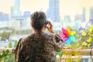 花半辈子种田才正要盖房,老公却走了 她独居27年,慢慢摸索出“独老”的快乐