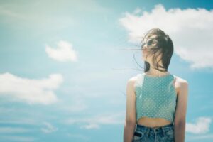 50岁后，我终于圆了飞行梦！放下未满足的期待，用“这些”方法，走出顺遂第二人生