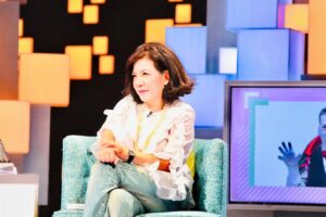 50后抓着青春心态逆袭人生!陈文茜:愿我离开时不是一片黑暗,是闪闪发亮的星斗