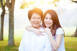 看清生命真相,比得到尊敬更重要!远离“婆媳对立”的刻板印象,关系自然更靠近