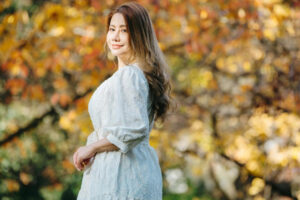 第二人生,过得像枫叶那般灿烂!要把老同学找回来、更舍得吃穿,把钱花在自己身上