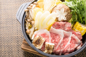 围炉呷健康，营养师联手中医师！6款火锅沾酱，过年无负担