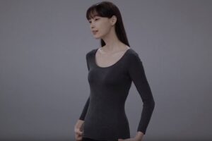 保暖攻略>>>这样穿发热衣会“越穿越冷”！UNIQLO研发部长亲揭“3大正确穿法”