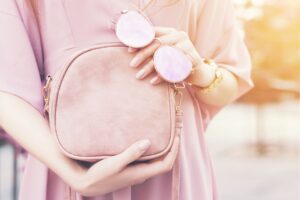 包包也要断舍离！谨记“2要3不要”可减少忧郁症状