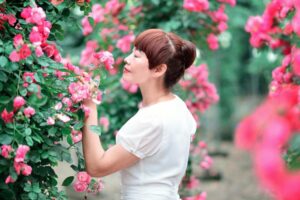 林静芸/年纪愈大愈要打扮!“这样”妆扮让你气色更好,第二人生的自己开心最重要