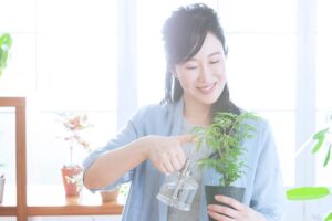 灰尘和霉菌会缩短寿命!2例子启示:住家杂物过多、疏于打扫的人,大都很容易感冒