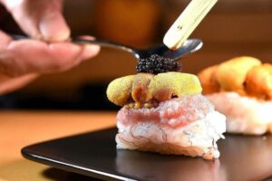 带你幸福吃》超值到不可理喻！食材85％来自日本、18道1280元“很敢给”