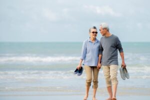 人过中年,不选择也是种选择!接受每个境遇、机缘,不管几岁,人生都能重新开始