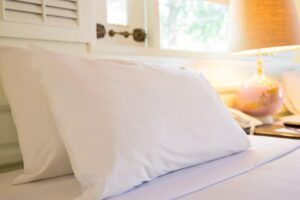 哪种形状的枕头最佳? 维持良好睡姿、寝具3宝挑选好,消除一天疲惫,隔天精神奕奕