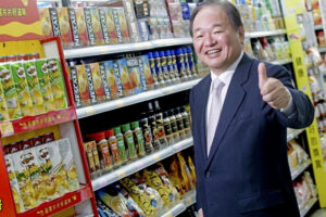 全联收购大润发／林敏雄壮志扮演全民超市！疫情爆发曾亲自电话盯补货，要求卫生纸、泡面全线加工