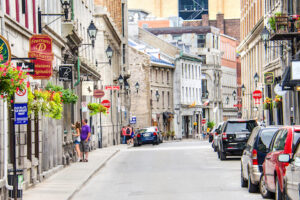 蒙特娄：另类公共广场打造文化剧场，强化城市品牌意象