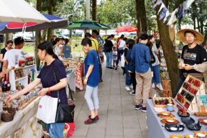 逛市集 走入生活与梦想的集散地