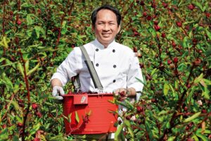 山脚下的小夫妻