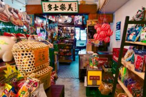 怀旧零食大调查！森永牛奶糖、77乳加、绿豆冰袋令人最回味