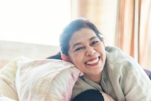 女性45岁后迈入更年期，多吃黄豆、桑椹、芝麻13食物延缓卵巢老化