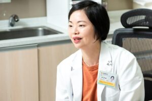 非荷尔蒙药物“黑升麻”抚平不适,助女性自在享受更年期时光