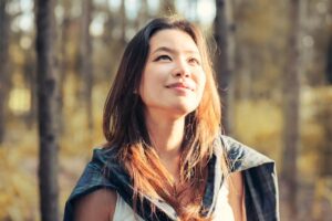 45岁后迈入更年期别担心!7方法缓解失眠、盗汗、热潮红等更年期症状、延缓老化