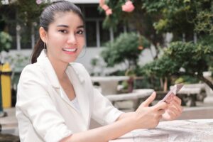 你会害怕“卵子老化”吗?安心度过更年期,姊姊妹妹们要“这样”彼此支持