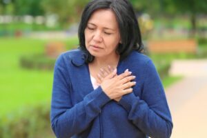 心悸、盗汗不见得是更年期!13大症状告诉你,其实很有可能是“恐慌症”