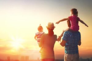 不当下流老人!45岁前一定要做对5件事,才能好命过日子