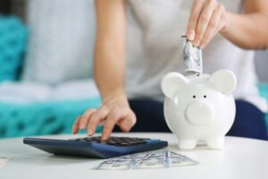 退休金规划12-6/40岁理财也来得及!复利20年滚出500万,这样增加退休金