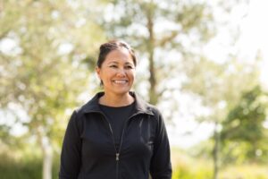 退休后,千万别被钱绑架!可帮子女“小钱”、别随意给“大钱”,划清界线才能开心花