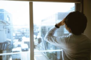 37岁存款不到10万，宅男交女友买新车，烧光存款后啃老…他犯下5个可怕的理财错误