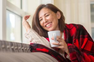 唯一值得恐惧的，就是恐惧本身！“抱紧处理”投资心法：沉着处变不惊，必迎来光明