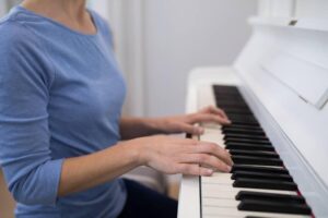 122元台积电、不到20元的0056…她花10年50岁财务自由：存股精髓就一句话