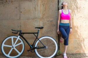 远离股票战场，不用管它涨或跌！你能保证价差可以天天赚吗？我保证这样存股就可以