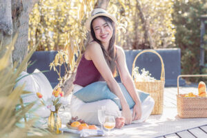 超简单投资法，不整天盯盘就轻松获利！飙股女王5大心法越赚越上手、成功累积财富