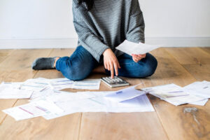 未来30年想年拥11%报酬?存老本认清1观念:市场波动不是罚款而是“入场费”