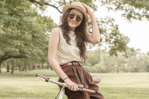 中年后存金融股，愈存愈轻松！坚持做对3件事打造快乐第二人生，拒当下流老人