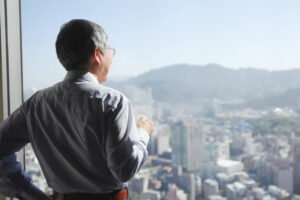 股票怎么买才能赚数倍？股市常胜军的3个买股思维，用一句话道尽无数投资智慧