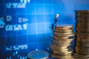 闲钱不能放7年，就别投股市！给准退休族的忠告：5年内要用钱，现在就该找时机脱手