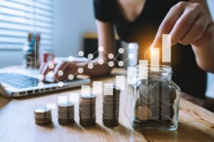 买股稳赚！存银行必赔！施昇辉拿“兆丰金”证明，怎么存法“一定不会赔钱”