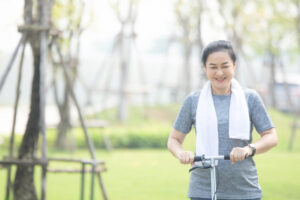 投资不是玩出来的,误踩地雷会把自己炸成碎片!50后注意4大讯号,快乐度过老后