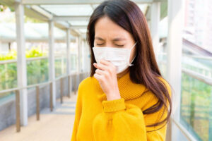 天气转凉!口罩戴不住,咳嗽咳不停,当心肺部警讯 胸腔专科医师图文解说