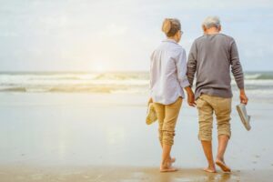 父母还没过世，子女竟把他们房子卖掉！8句话告诉我们：自己的东西，要签借名契约